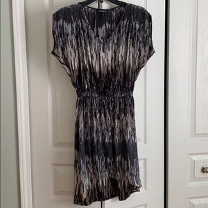 Women flowy dress